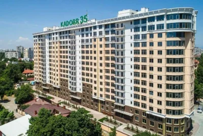 Литературная. Фонтан, большая 2комн квартира 83 м в ЖК 35 Же