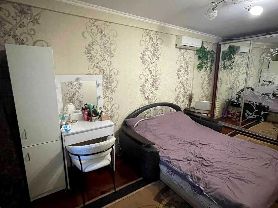 Apartment. Vasyl Serhienko Street, Zaporizhya