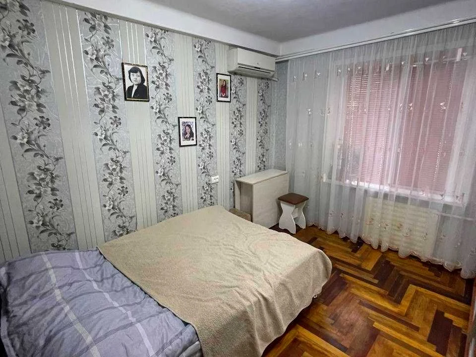 Apartment. Vasyl Serhienko Street, Zaporizhya