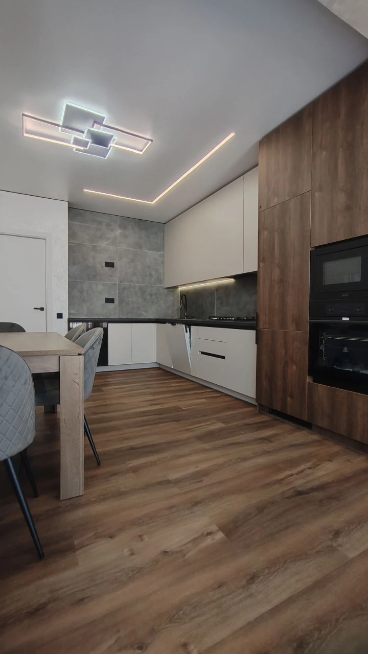 Продаж 2кім квартири в центрі Івано-Франківська