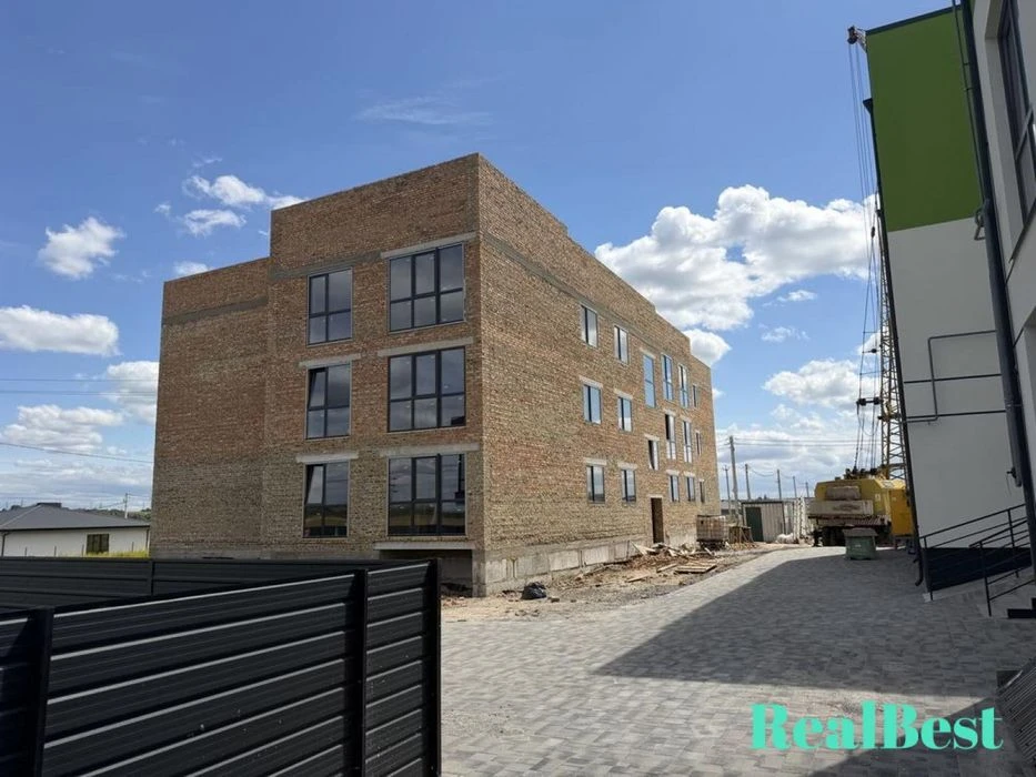Продаж / Квартира / Масив Чарівний, Рівне