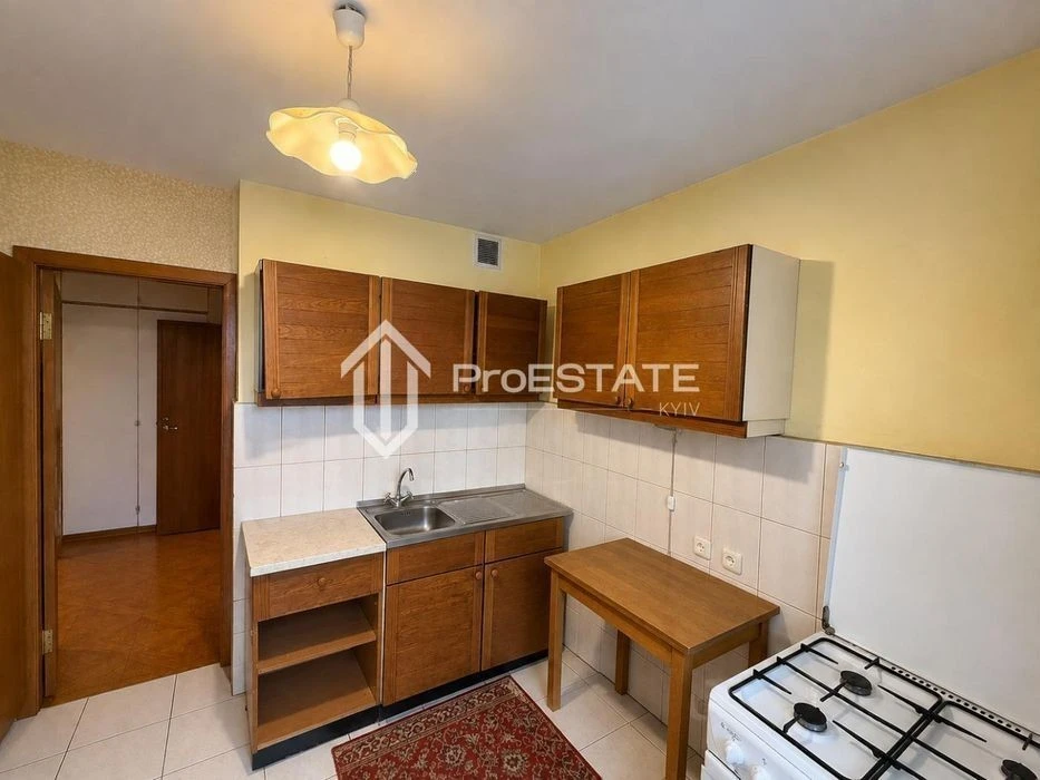 Продаж 3 кімнатної квартири 69 м вул. Данкевича 1/79 Київ