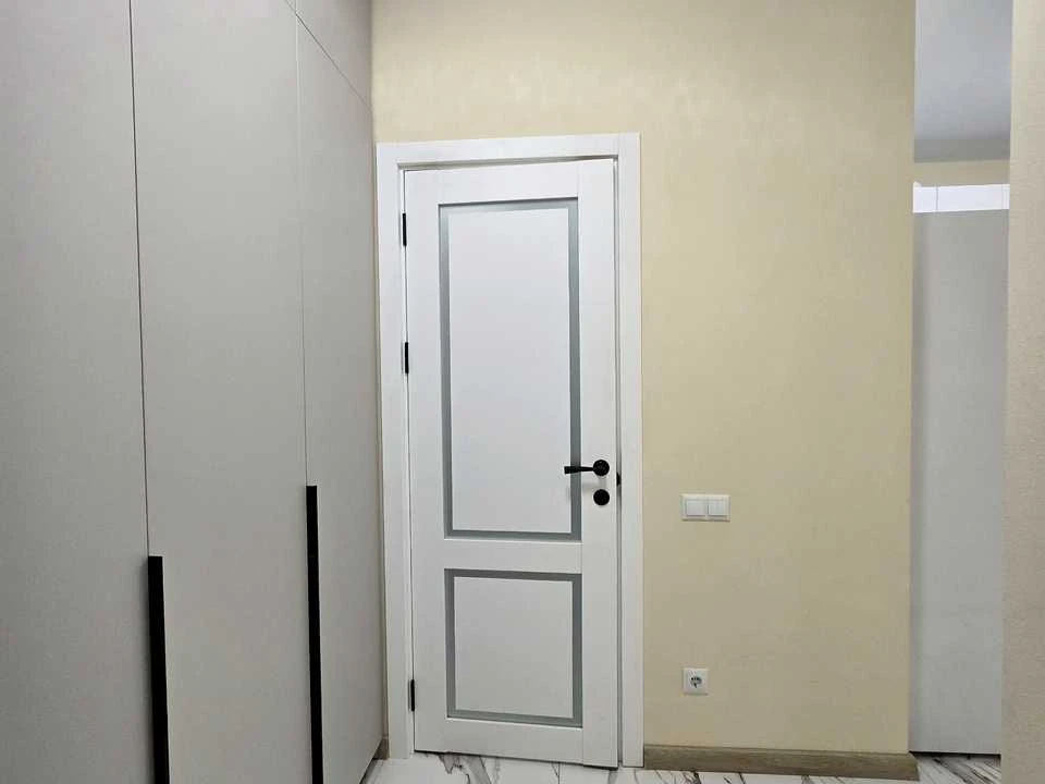 Квартира. Київ, Ростиславська вул.
