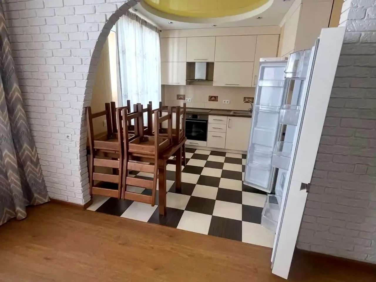 Сдается 3-комнатная квартира 83 м² на 10 этаже