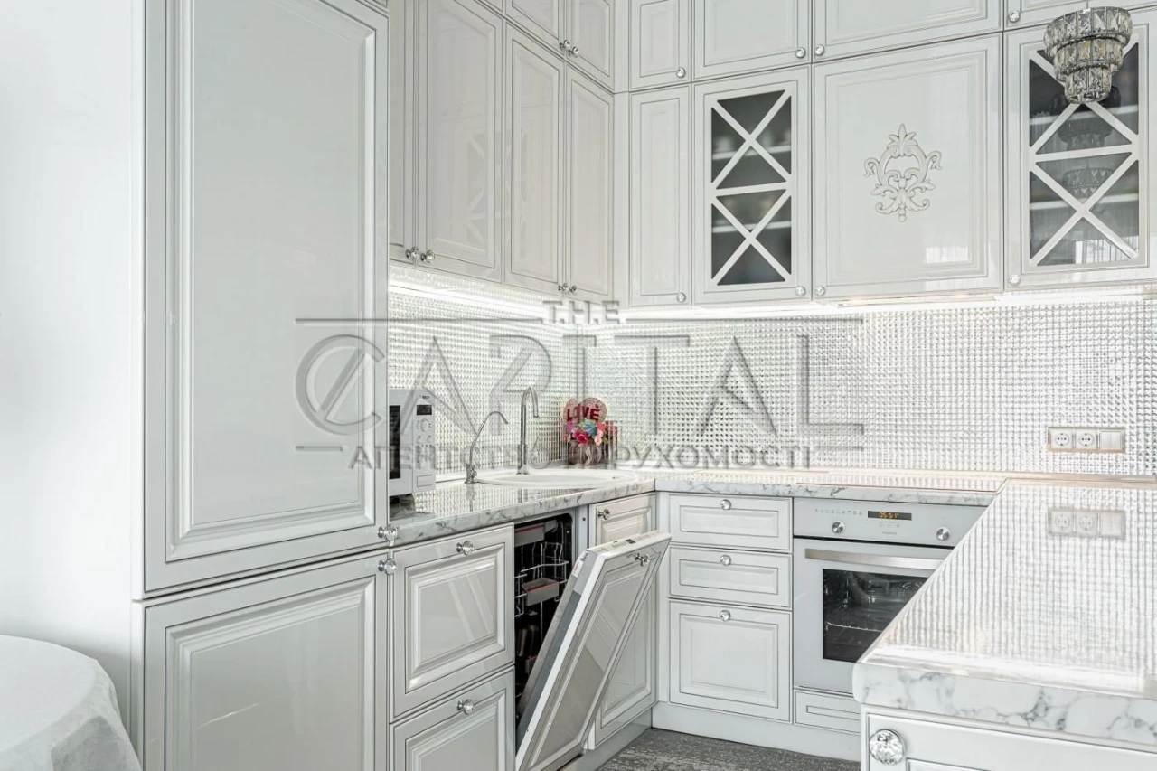 Sale of a 2-bedroom apartment, 71 sq.m, Alter Ego residential complex, Pecersk