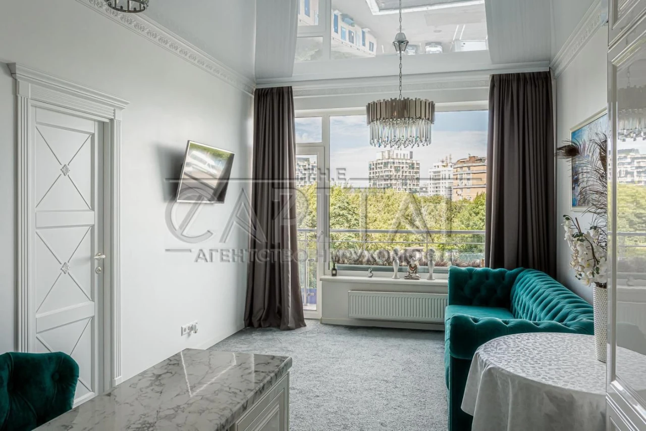 Sale of a 2-bedroom apartment, 71 sq.m, Alter Ego residential complex, Pecersk