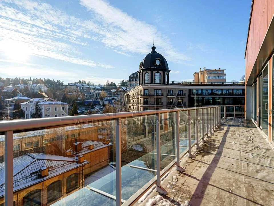 Квартира. Київ, Ломаківська вул.