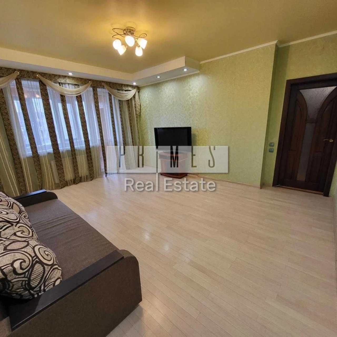 2 Room Apartment for Sale, Beryeisky Prospect Generator