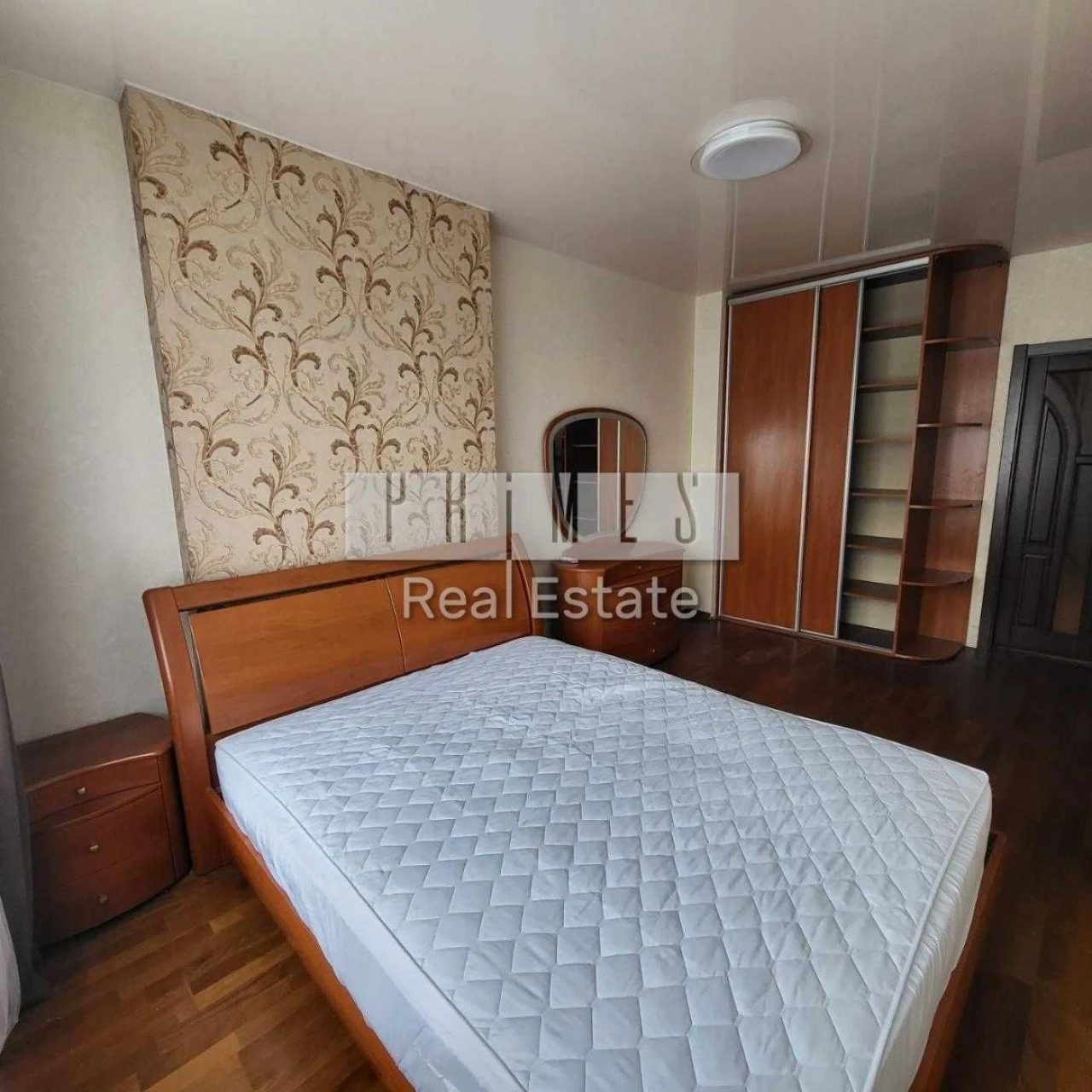 2 Room Apartment for Sale, Beryeisky Prospect Generator