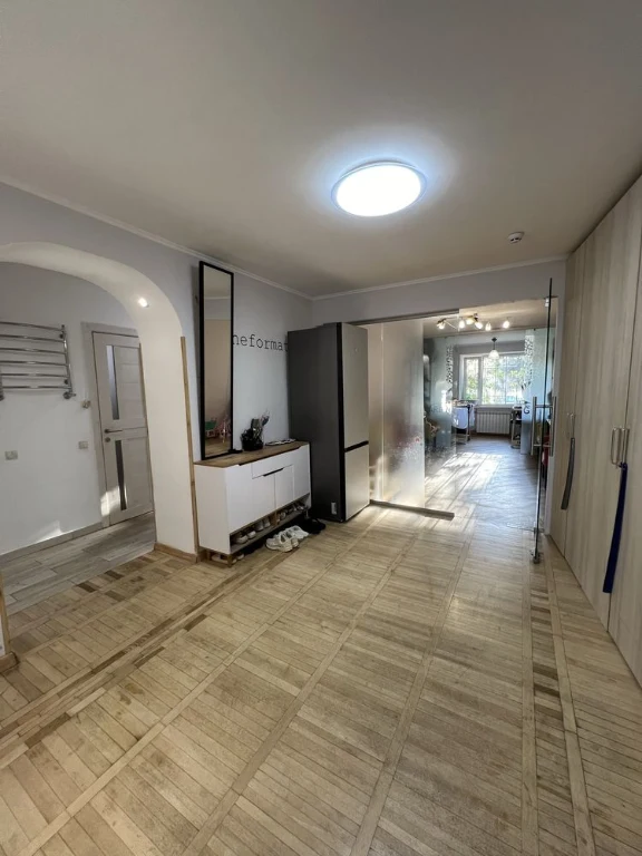 Ivasyuk Vladimir 20A, view apartment, Obolonskaya Naberezhna