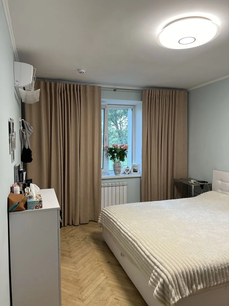 Ivasyuk Vladimir 20A, view apartment, Obolonskaya Naberezhna