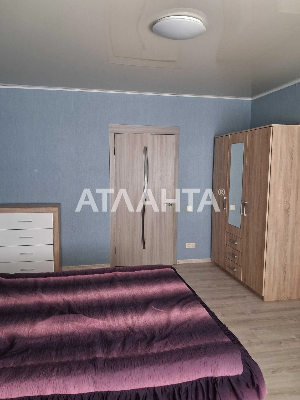 Продается 2-комнатная квартира в новом ЖК.