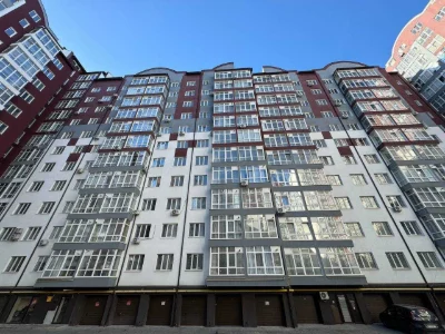 Продаж Здана 2 кім квартира в ЖК Містечко Центральне!!