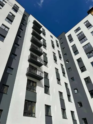Ready 1-bedroom apartment near the railway station and
