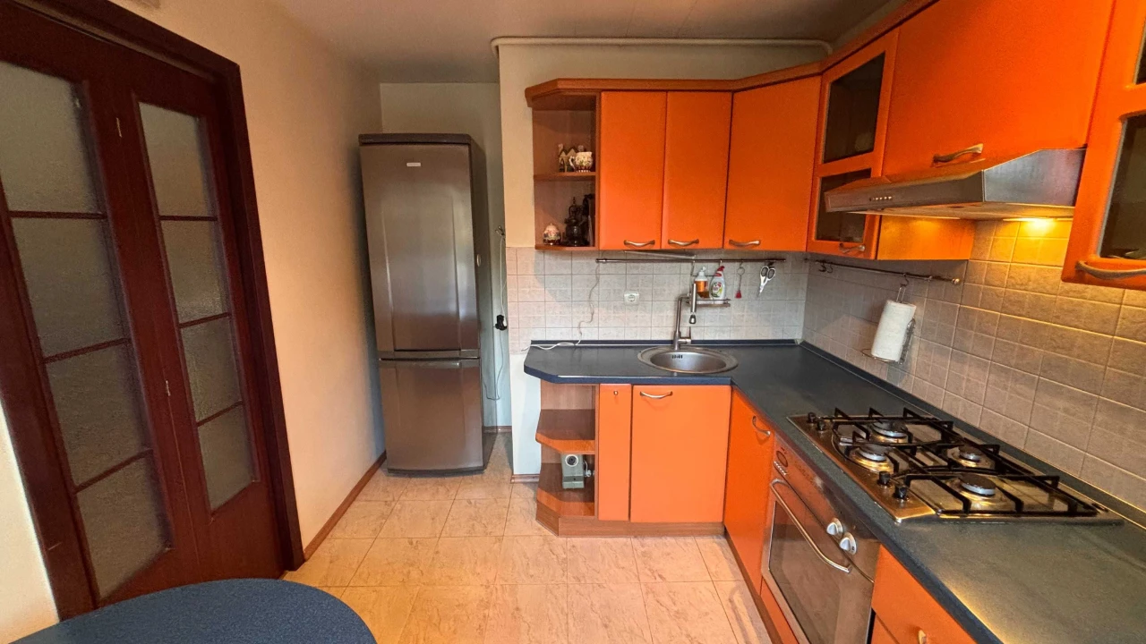 Sale of a two-bedroom apartment in a brick building, in the center.