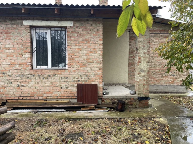 Part of a House on V. Chervonia