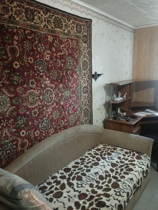 Продам 3 км кв на Калиновой район рынка Образцовый