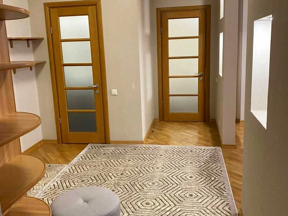 Квартира. Київ, Лесі Українки бульв.