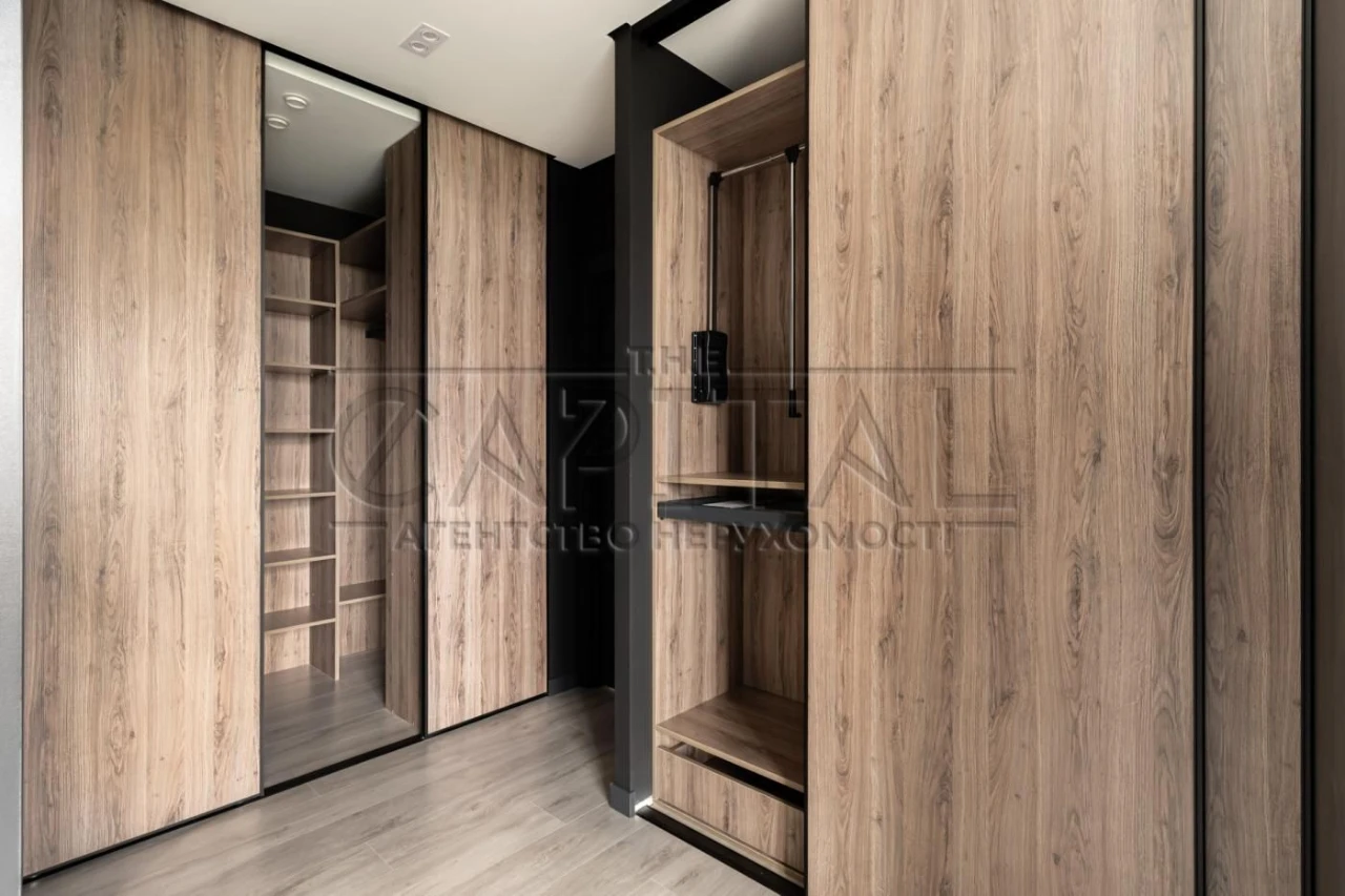 Sale of 3-room apartment with designer renovation, ЖК Galakt