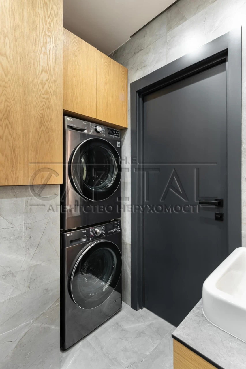Sale of 3-room apartment with designer renovation, ЖК Galakt