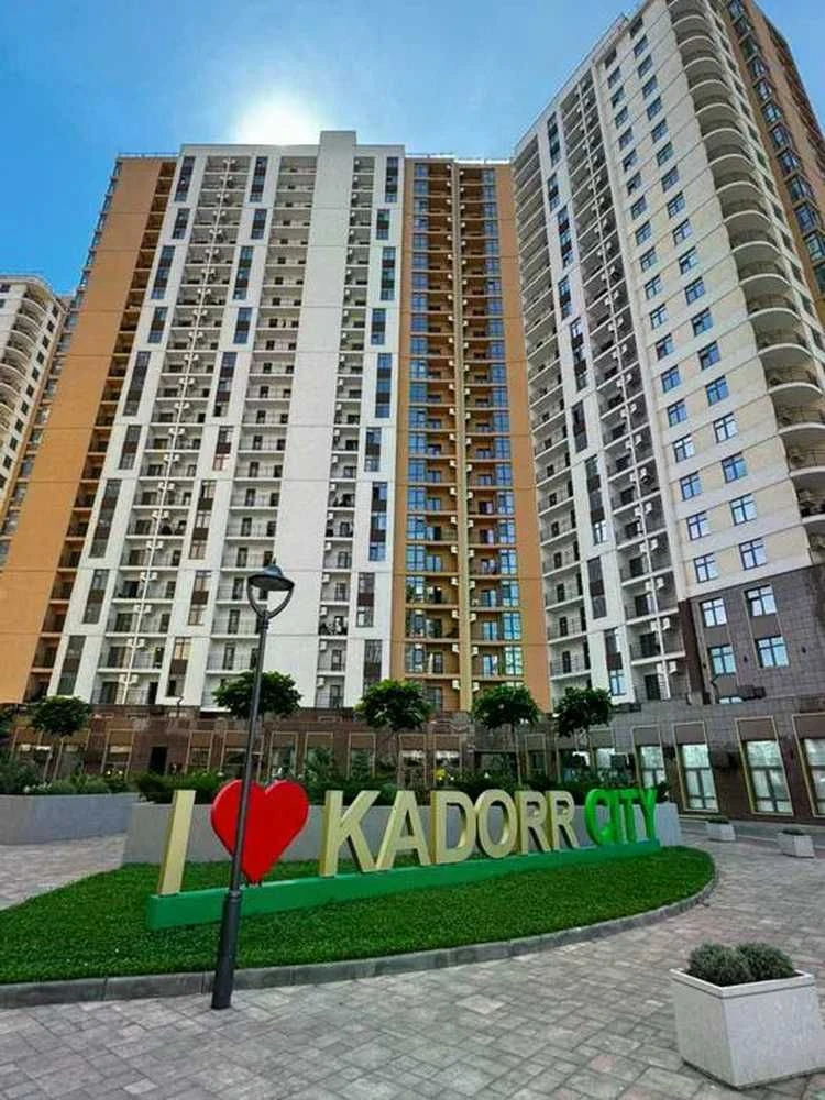 Продам 2-х комнатную квартиру 65 Жемчужина Кадор