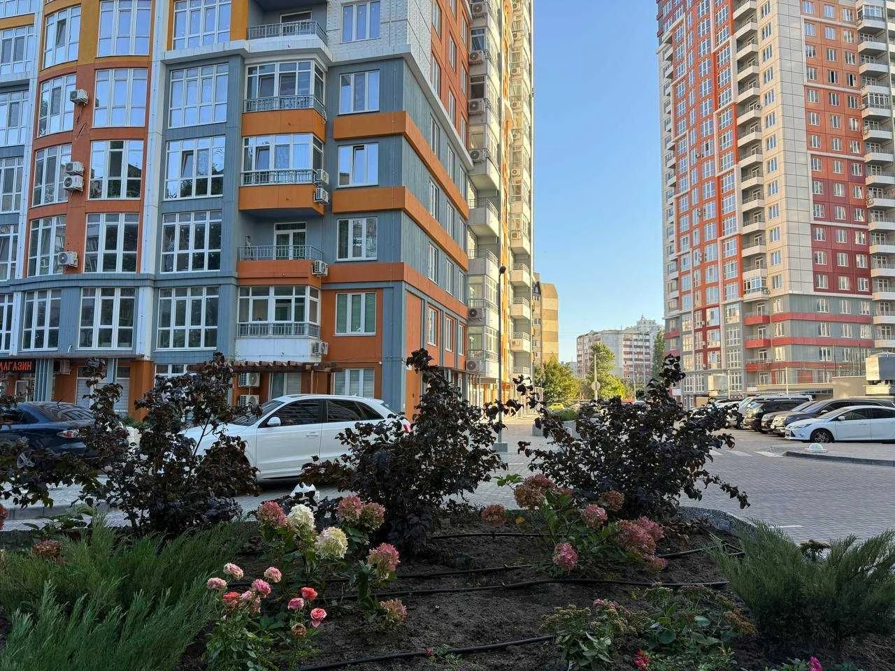 Срочная продажа! ЖК Четыре Сезона. пр-т Шевченко / пр-т Гага