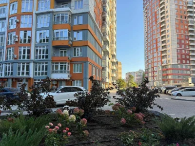 Срочная продажа! ЖК Четыре Сезона. пр-т Шевченко / пр-т Гага