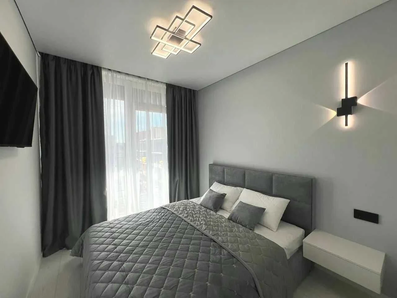 Apartment with renovation in modern Family Plaza residential complex, promising investment