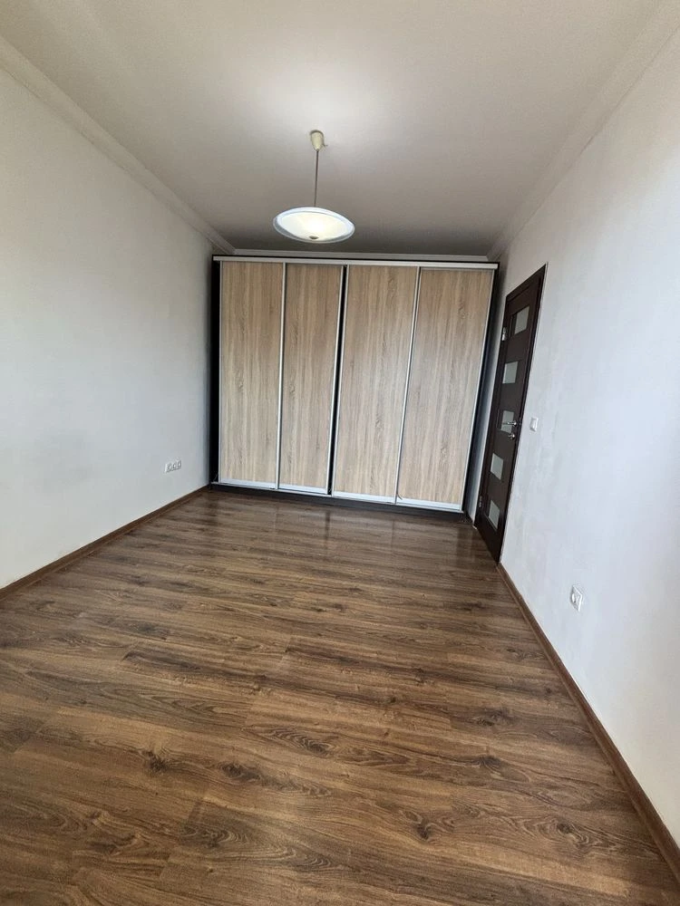 Sale of a 4-room apartment in Uzhgorod