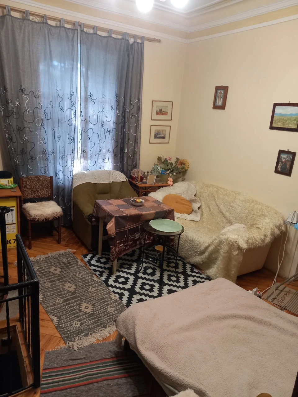 For Sale: Part of a House in the Boulevard Area