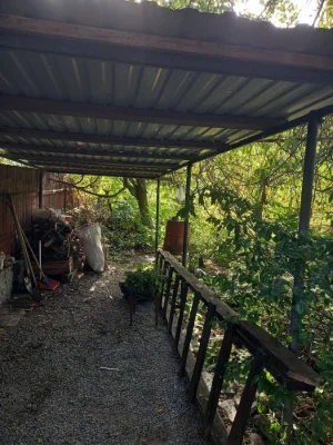 For Sale: Part of a House in the Boulevard Area