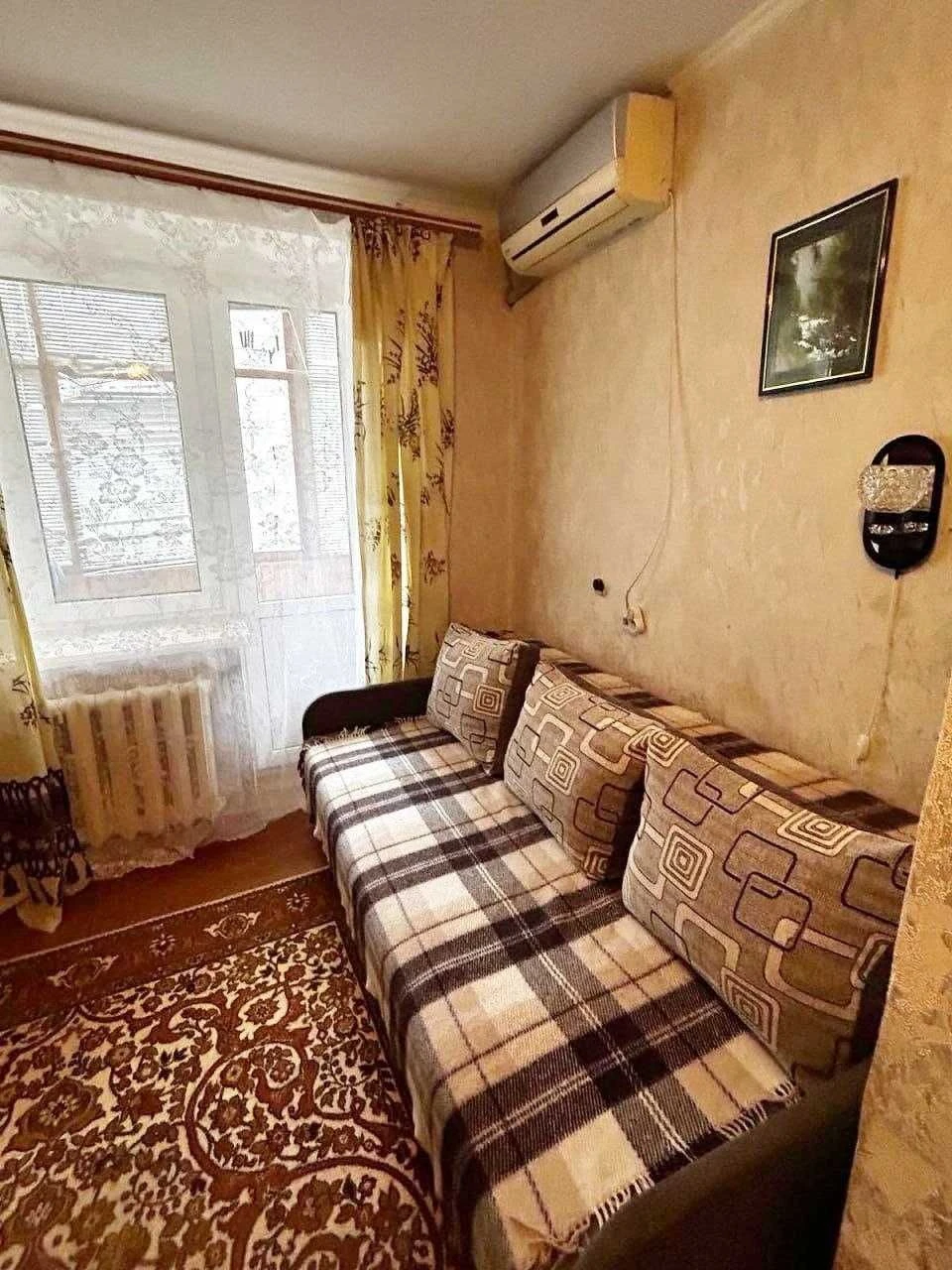Продаж 1-кімнатної квартири по пр. Перемоги (Курський)