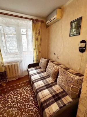 Продаж 1-кімнатної квартири по пр. Перемоги (Курський)