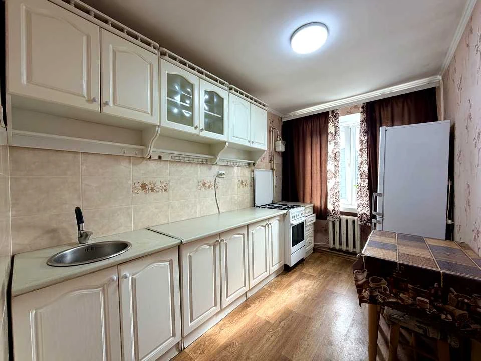 Apartment. Ternopil, Sergyi Skalda Street