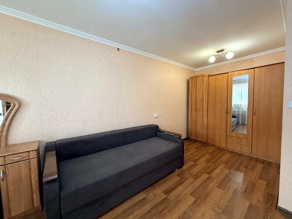 Apartment. Ternopil, Sergyi Skalda Street