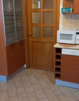 Продам Велику 3-кімн квартиру 108м.кв. вул. Бориса Гмирі, 9В