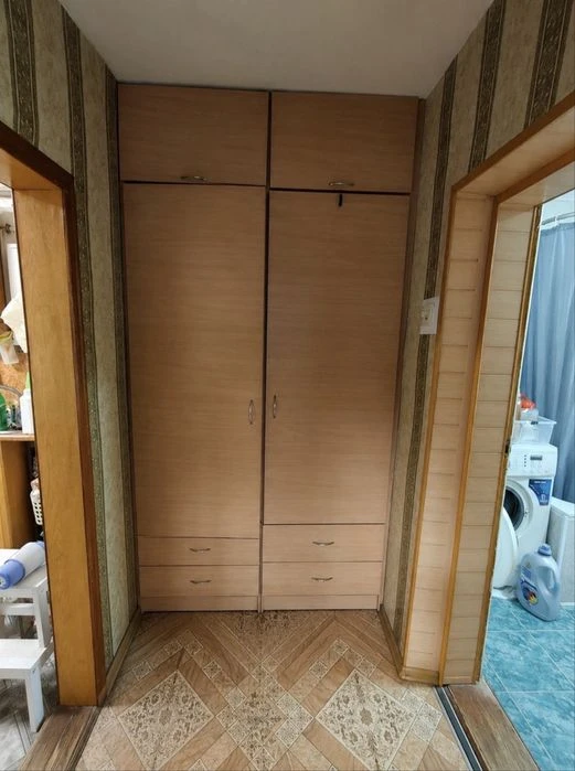 Продаж 3- х кімнатної квартири на земля Космічний мікрорайон