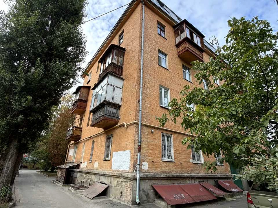 Квартира. Київ, Вишгородська вул.