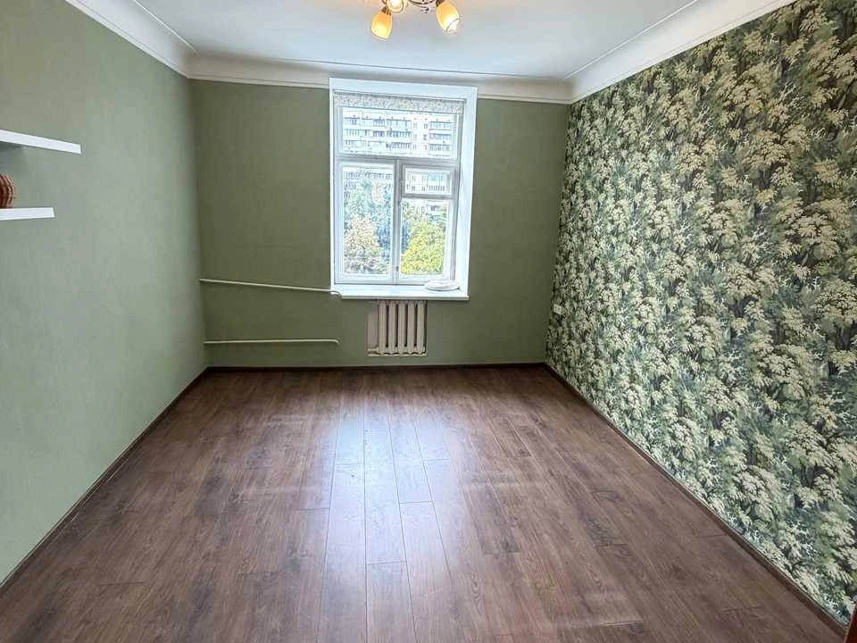 Квартира. Київ, Вишгородська вул.