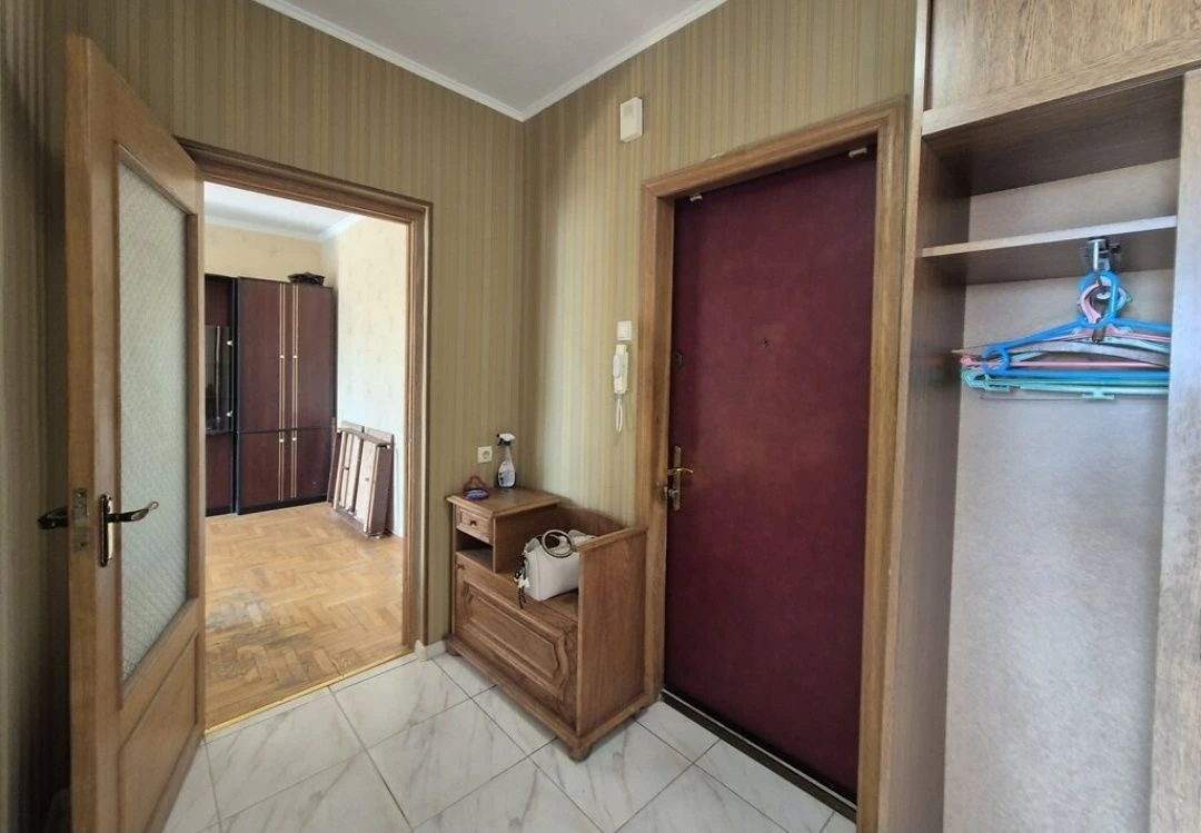 Продам 2-кімнатну квартиру у Винниці, Урожай