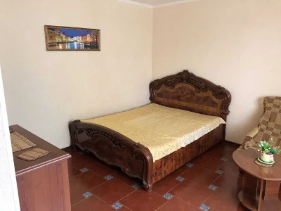 Sale of a 1-bedroom apartment on Revyolutsii Hidyntys (Supurna)