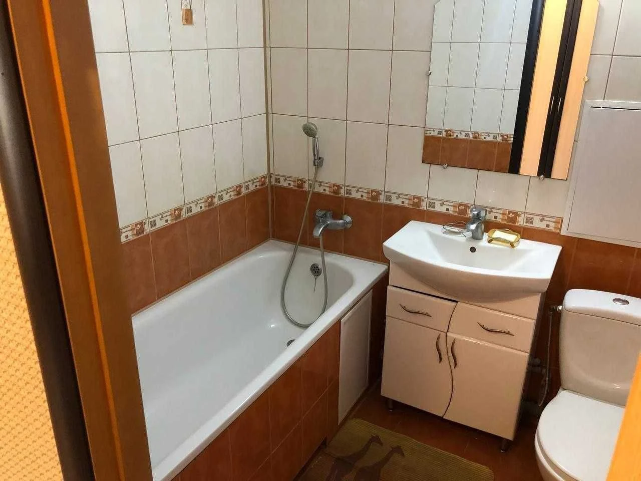Sale of a 1-bedroom apartment on Revyolutsii Hidyntys (Supurna)