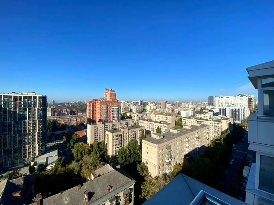 Квартира. Київ, Василя Тютюнника вул.