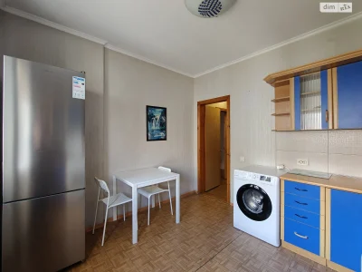 Apartment for Long-Term Rent – Holosiiv