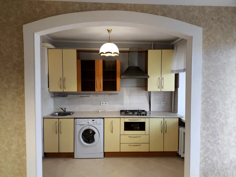 Оренда квартири 2-кімн. 56 м² 8/16 пов.