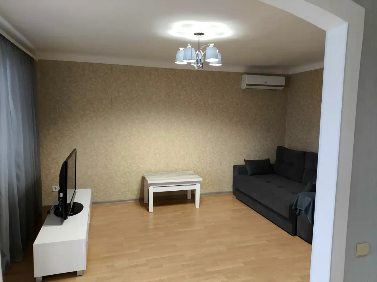 Сдается 2-комнатная квартира 56 м² на 8 этаже из 16