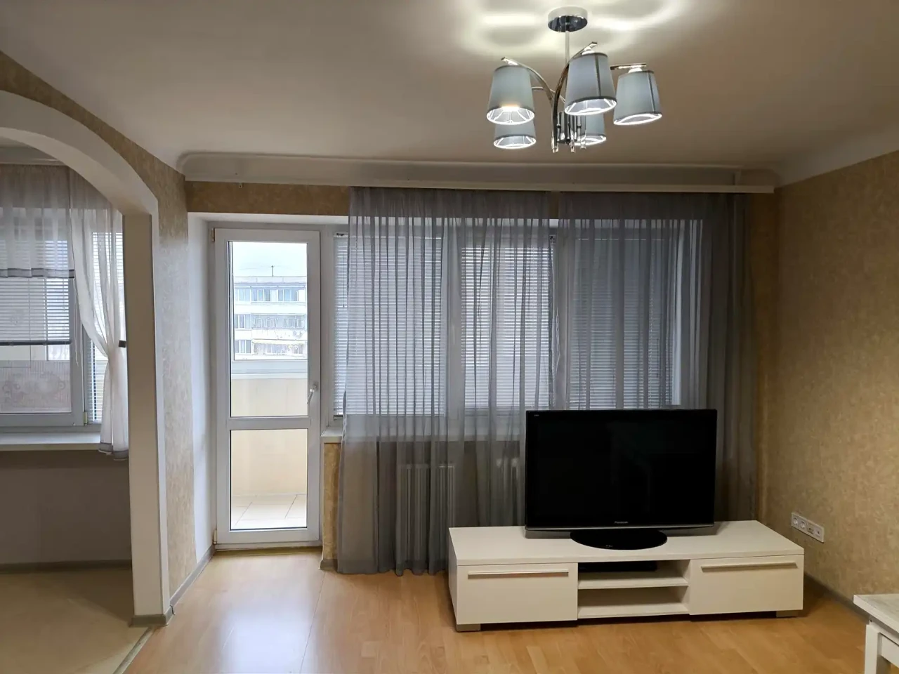Сдается 2-комнатная квартира 56 м² на 8 этаже из 16