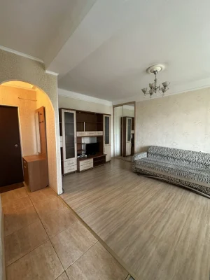 Urgent sale of a 1-bedroom apartment in Pechersk