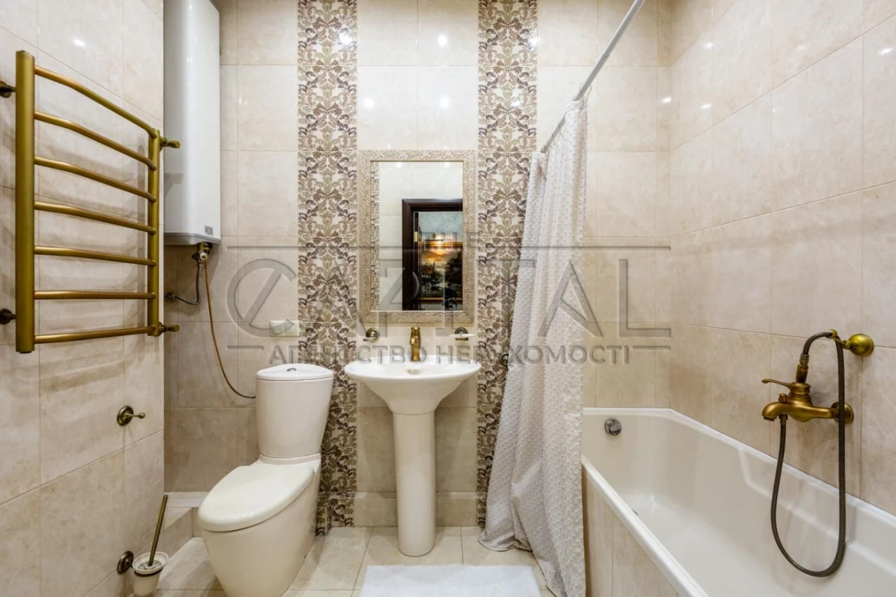 Продаж 2-кімнатній квартири з ремонтом 80 м2, вул. Коновальця Єв