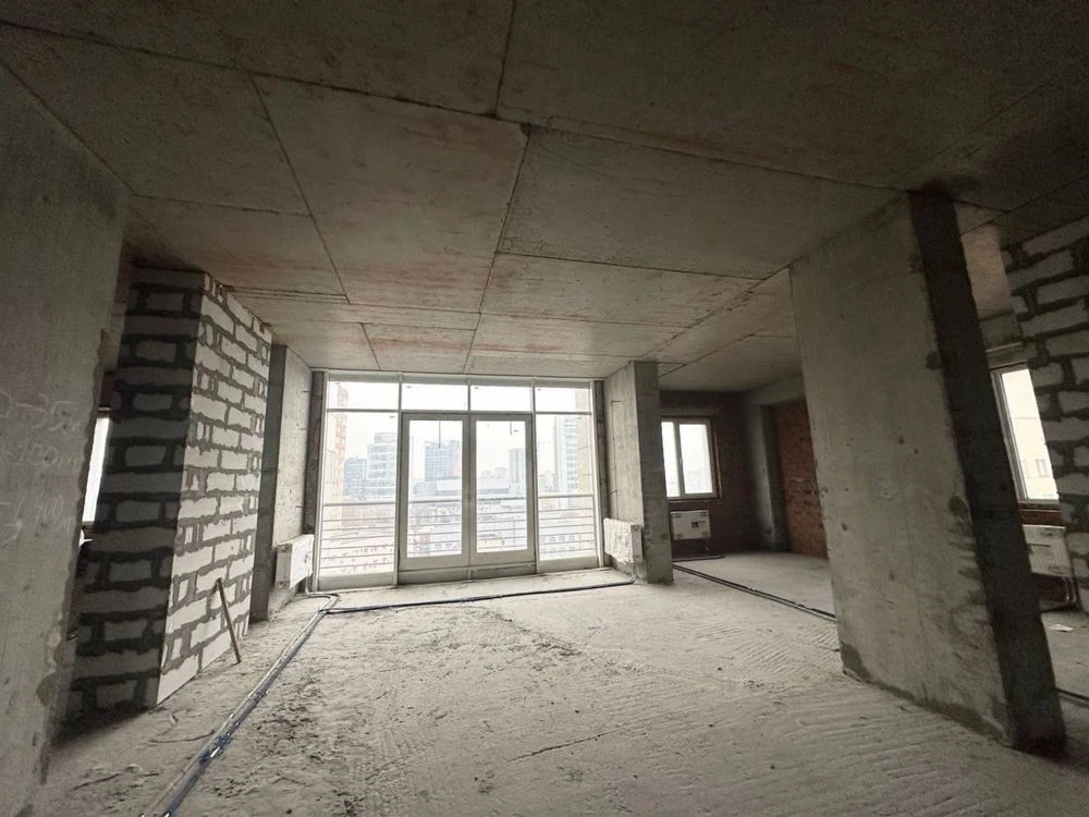 Продается просторная квартира 190 м² в ЖК «Дует»